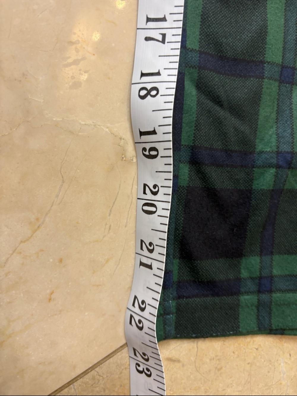 ⭐️ NWT- Calvin Klein Green Plaid Lounge Pants with Branded Waistband- Medium 7/8 - Picture 4 of 6